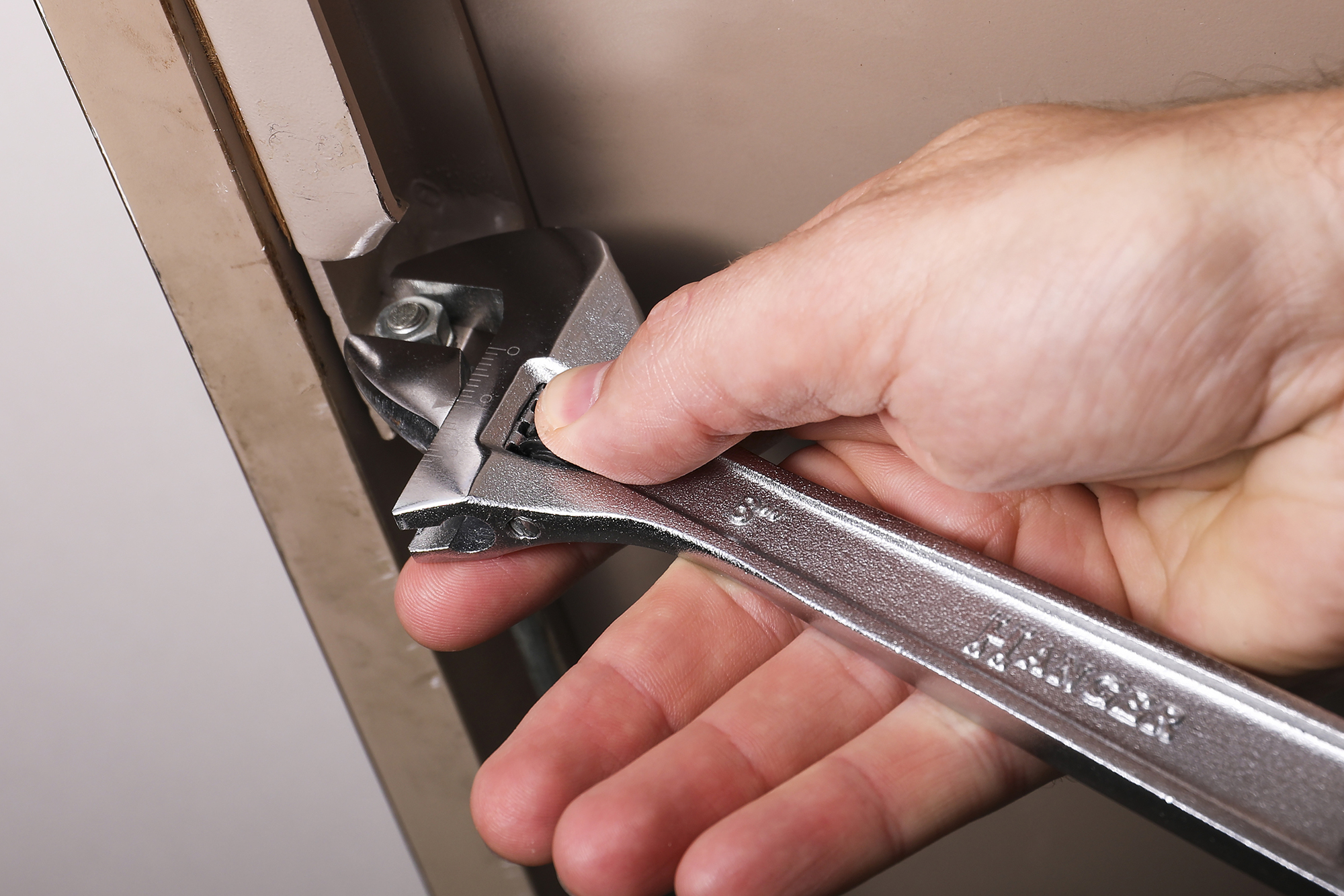 Clé à molette chromée 10'' ouverture 29 mm HANGER 214010 – Image 3